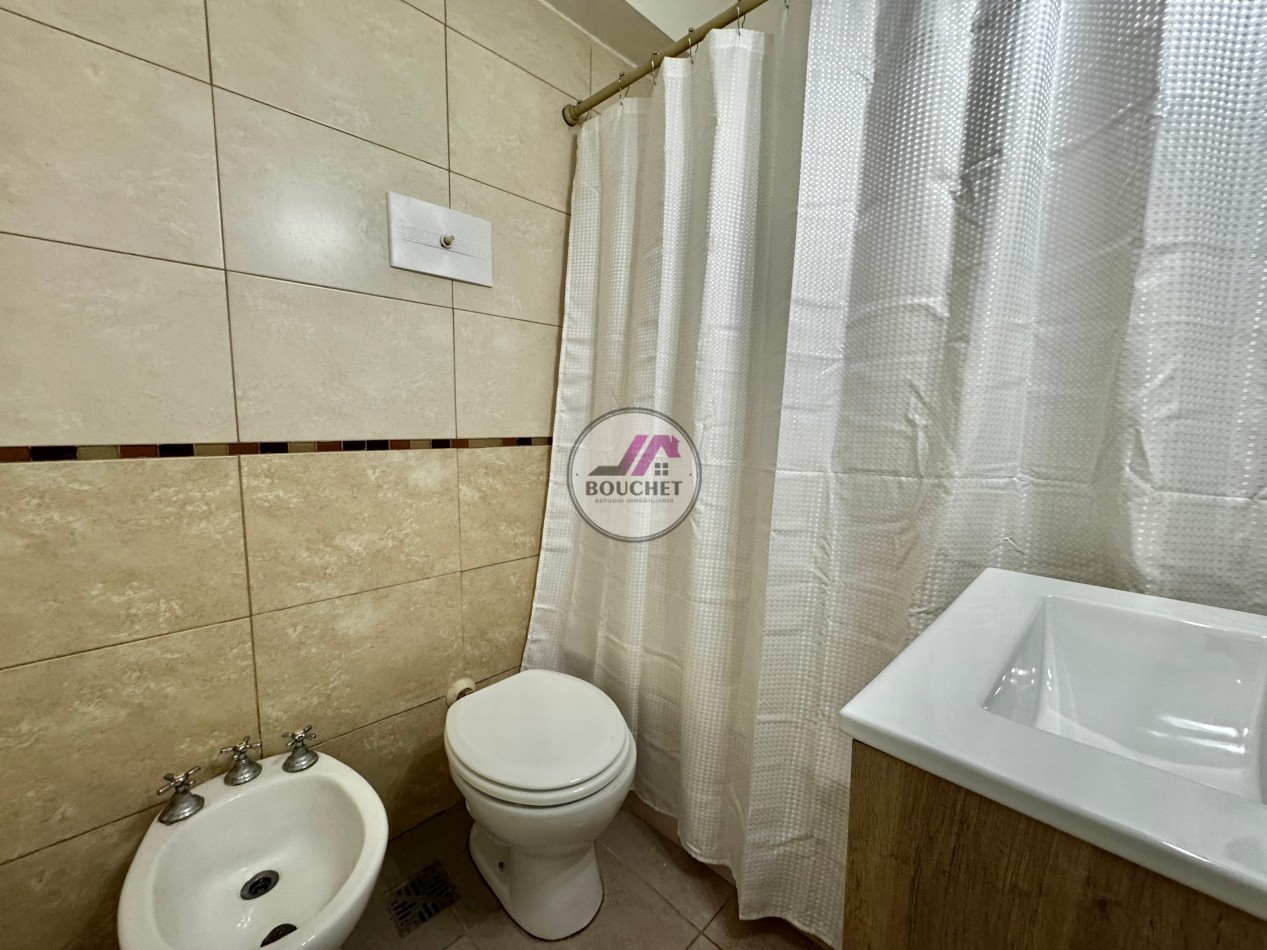 VENDO DEPARTAMENTO 2 AMBIENTES CON BALCON TERRAZA