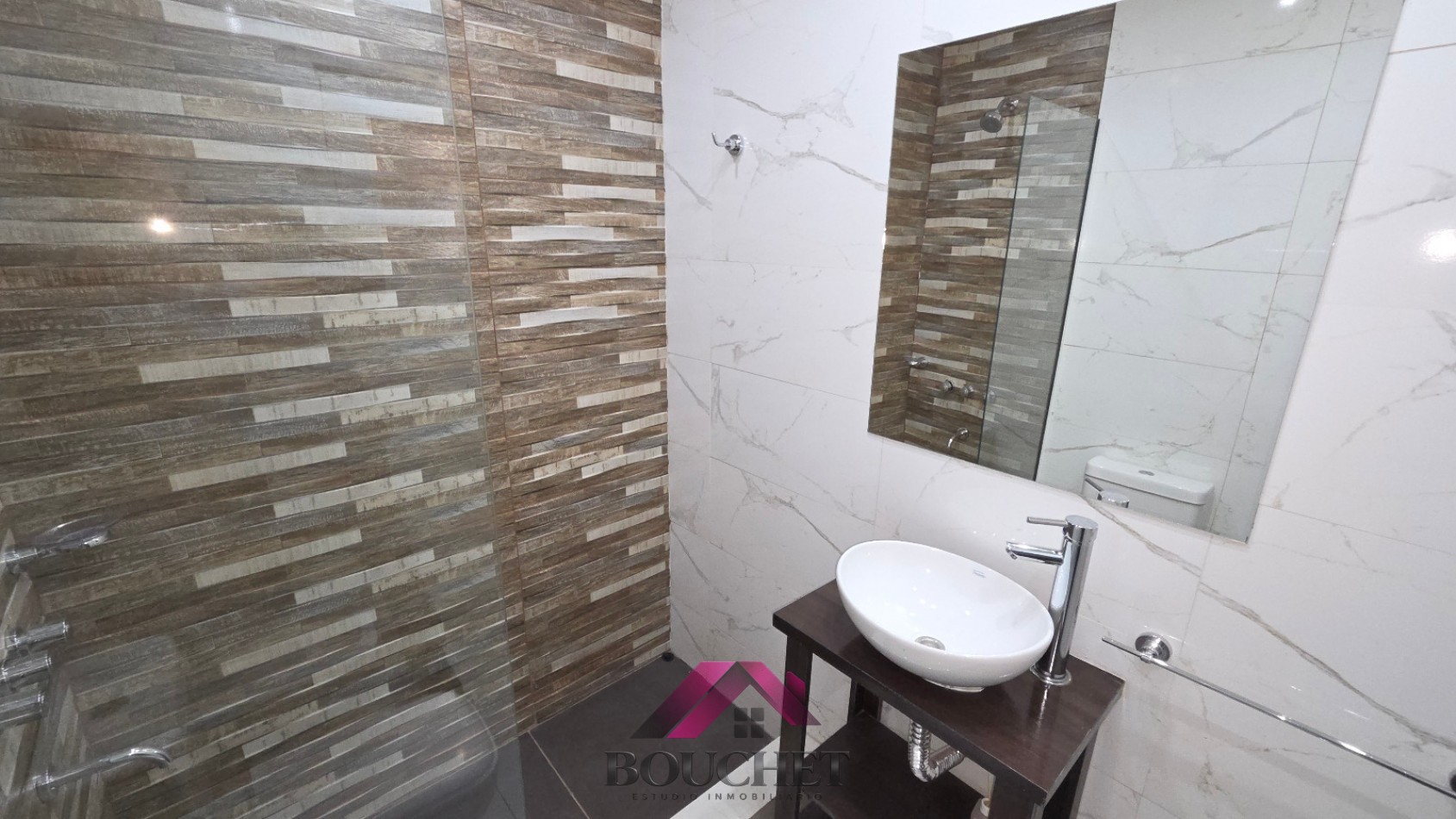 DEPARTAMENTO 2 AMBIENTES LATERAL EN VENTA | PLAZA COLON