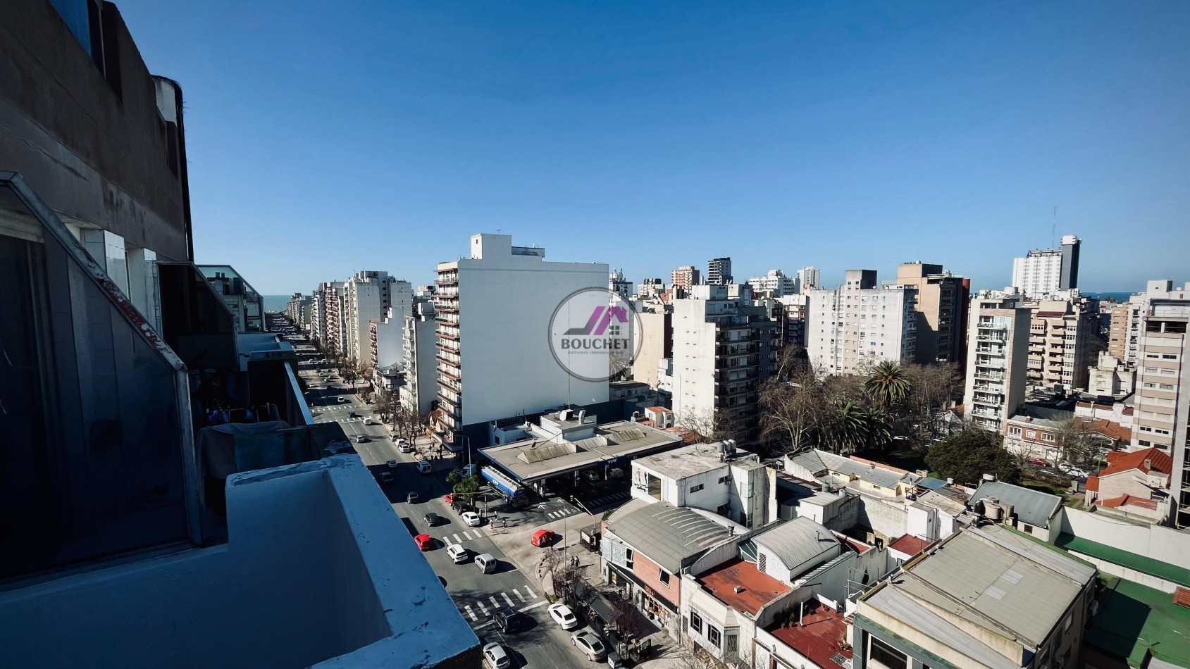 DEPARTAMENTO 2 AMBIENTES A LA CALLE BALCON Y COCHERA EN VENTA | LA PERLA