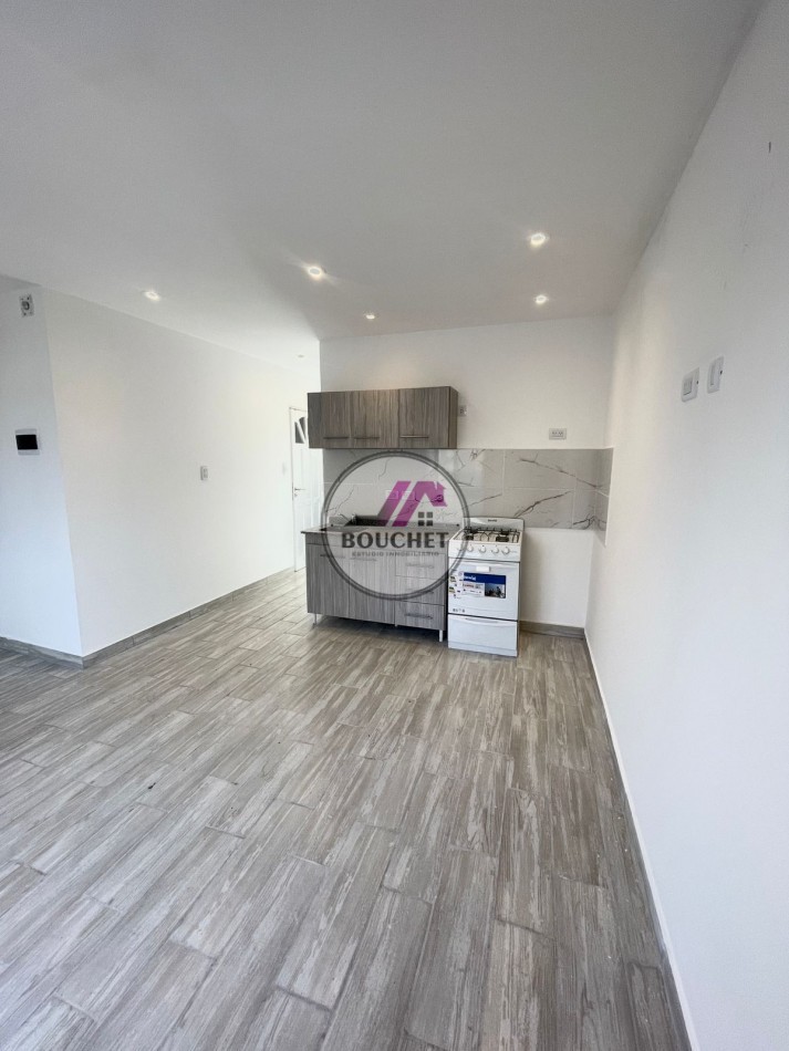 VENDO PH 2 AMBIENTES CON BALCON TERRAZA