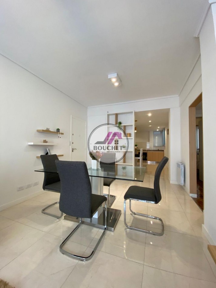 DEPARTAMENTO 3 AMBIENTES AL FRENTE CON BALCON EN VENTA| PLAZA COLON 