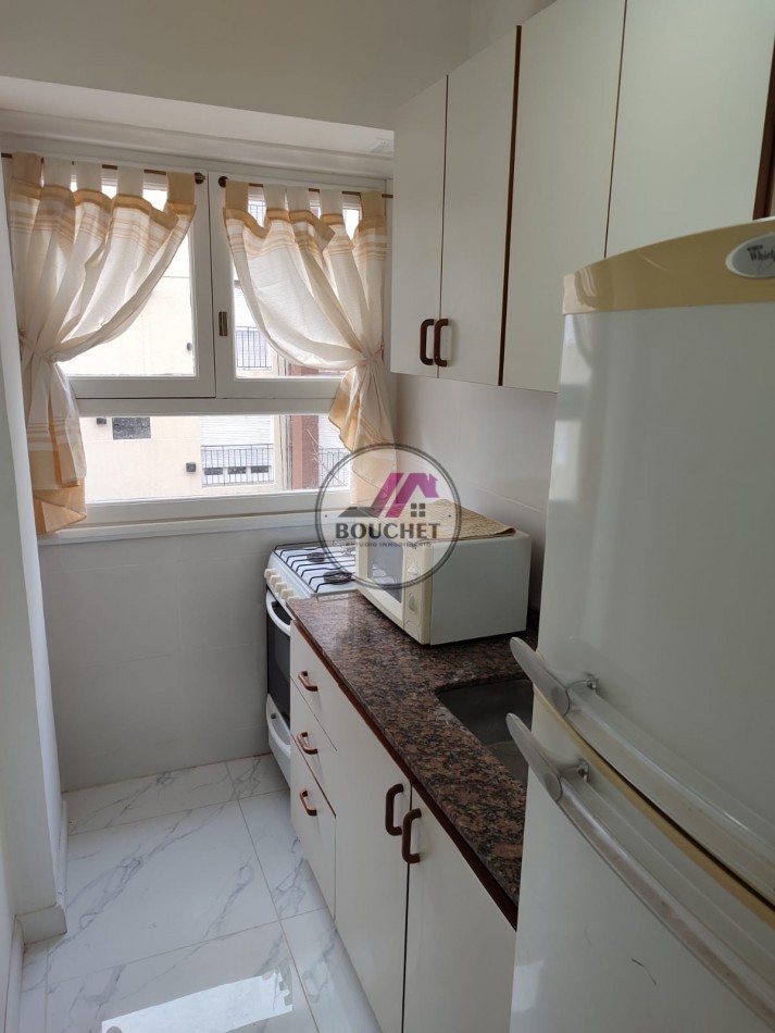 DEPARTAMENTO 2 AMBIENTES A LA CALLE EN VENTA | CENTRO