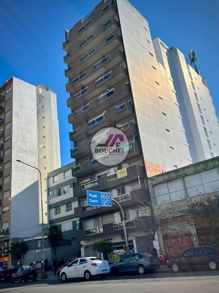 DEPARTAMENTO 2 AMBIENTES A LA CALLE BALCON Y COCHERA EN VENTA | LA PERLA