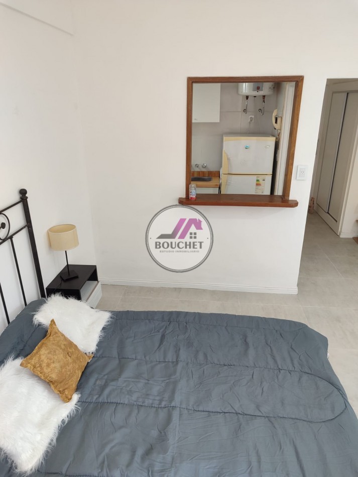 DEPARTAMENTO 1 AMBIENTE A LA CALLE EN VENTA | ZONA CENTRO