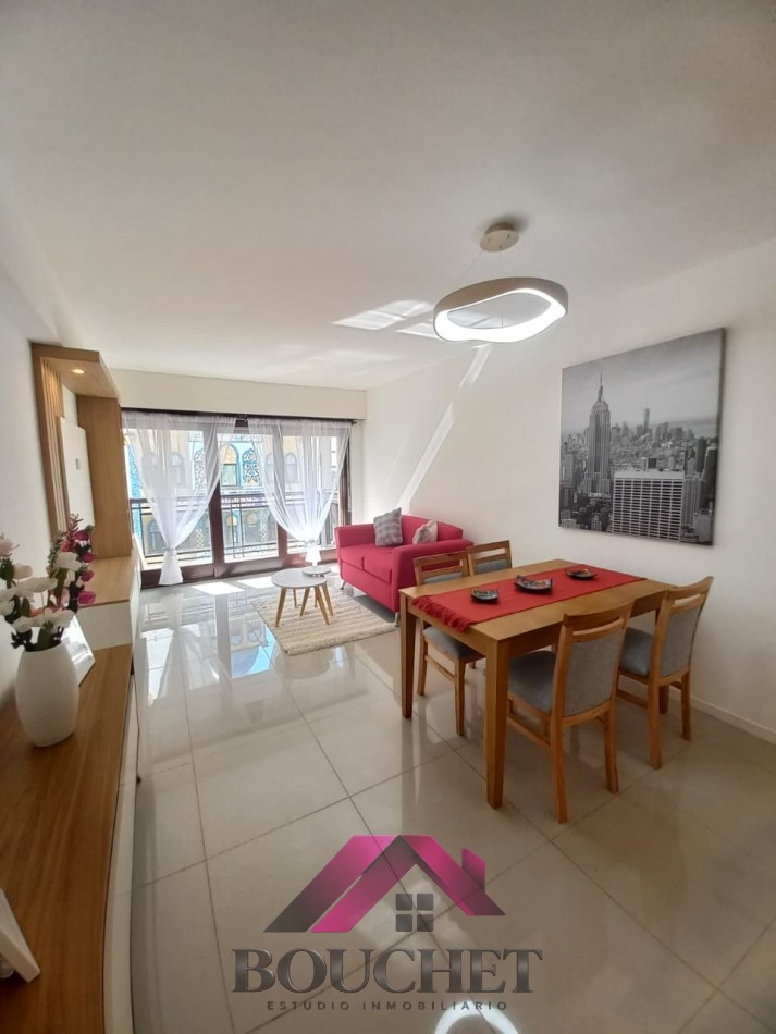 DEPARTAMENTO 3 AMBIENTES CON BALCON EN VENTA | CENTRO