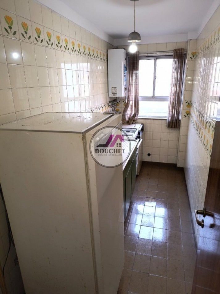VENDO DEPARTAMENTO 2 AMBIENTES CENTRICO CON BALCON FRANCES