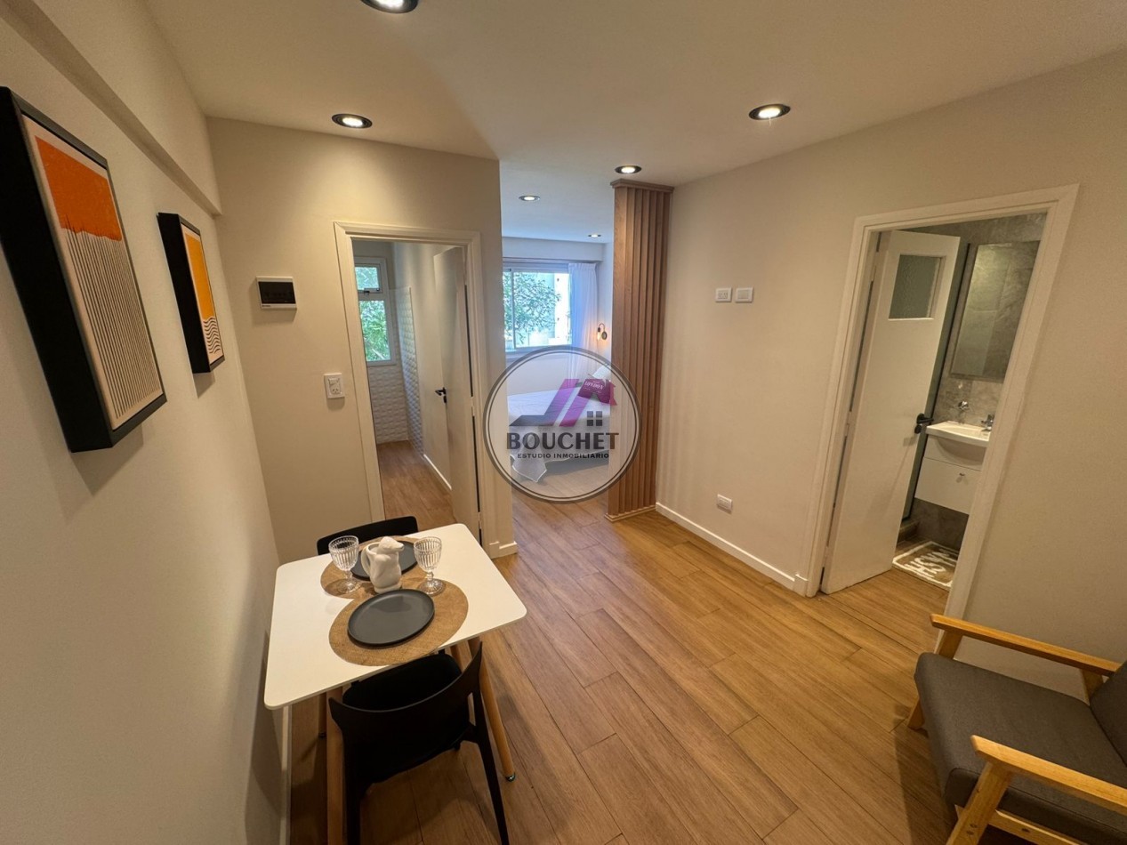 DEPARTAMENTO AMBIENTE DESPLAZADO A LA CALLE EN VENTA | PLAZA COLON
