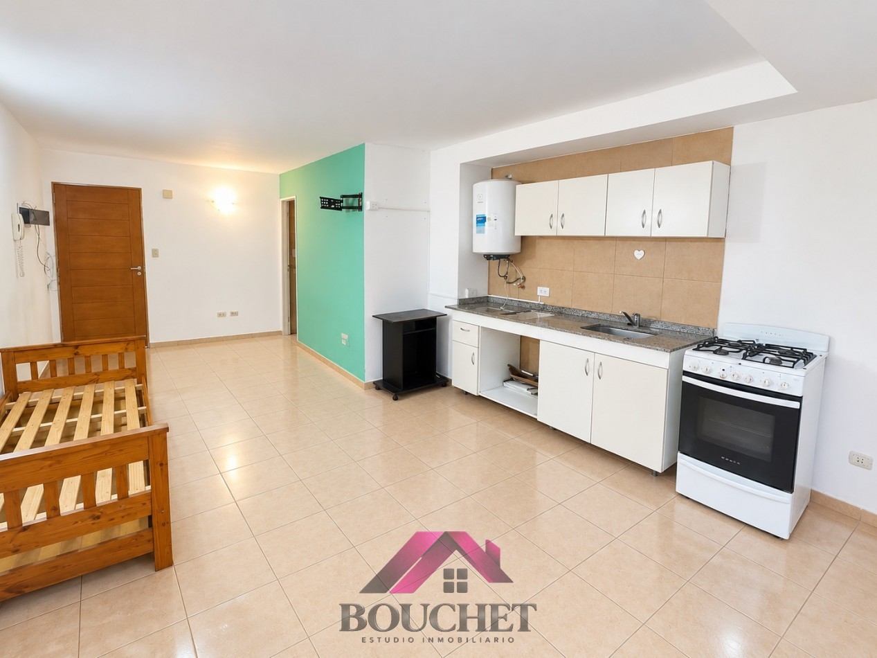DEPARTAMENTO MONOAMBIENTE A LA CALLE EN VENTA | PLAZA COLON
