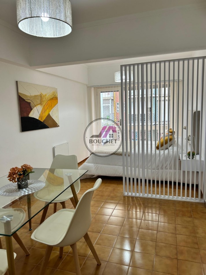VENDO DEPARTAMENTO MONOAMBIENTE CON BALCON