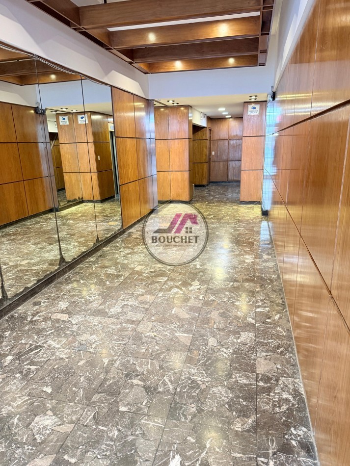 DEPARTAMENTO 2 AMBIENTE CON BALCON EN VENTA | PEATONAL CENTRO