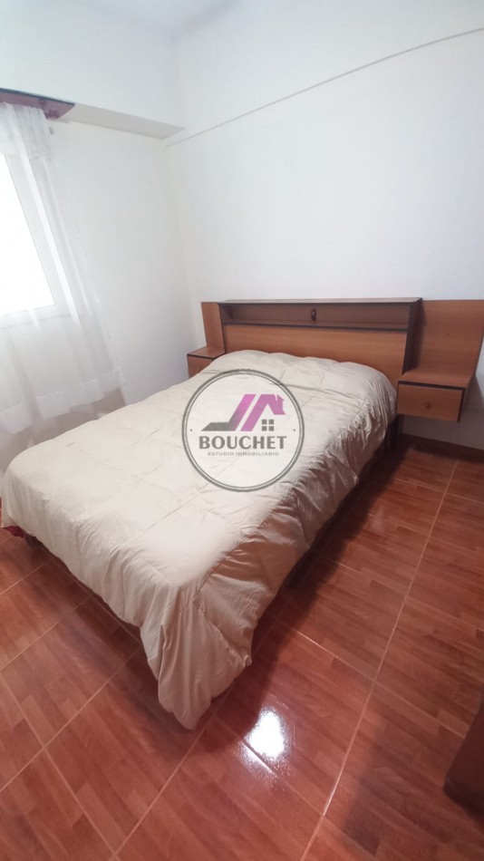 VENDO DEPARTAMENTO 2 AMBIENTES A LA CALLE CON BALCON