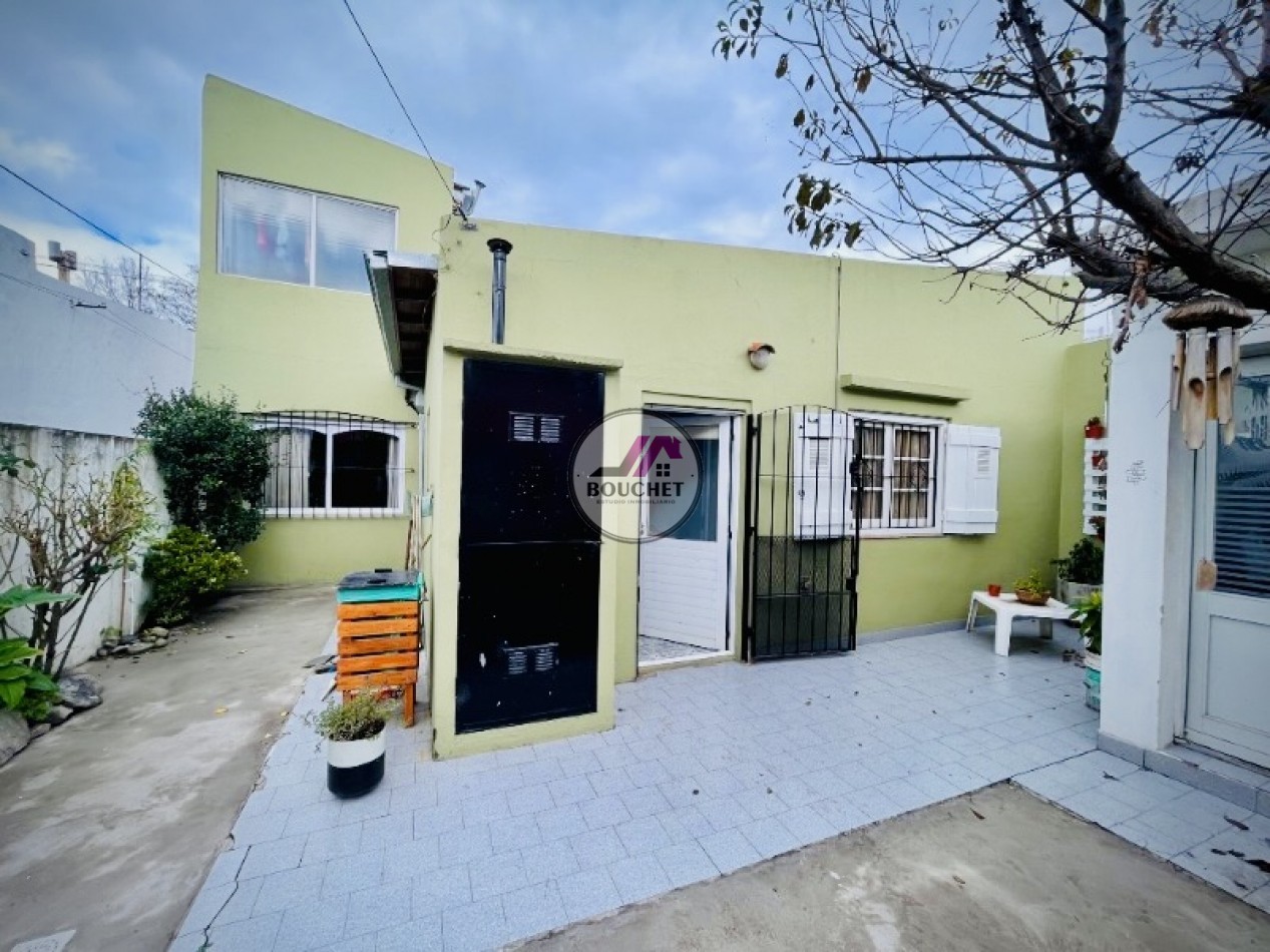 CASA PH AL FRENTE 4 AMBIENTES CON COCHERA EN VENTA | CHAUVIN