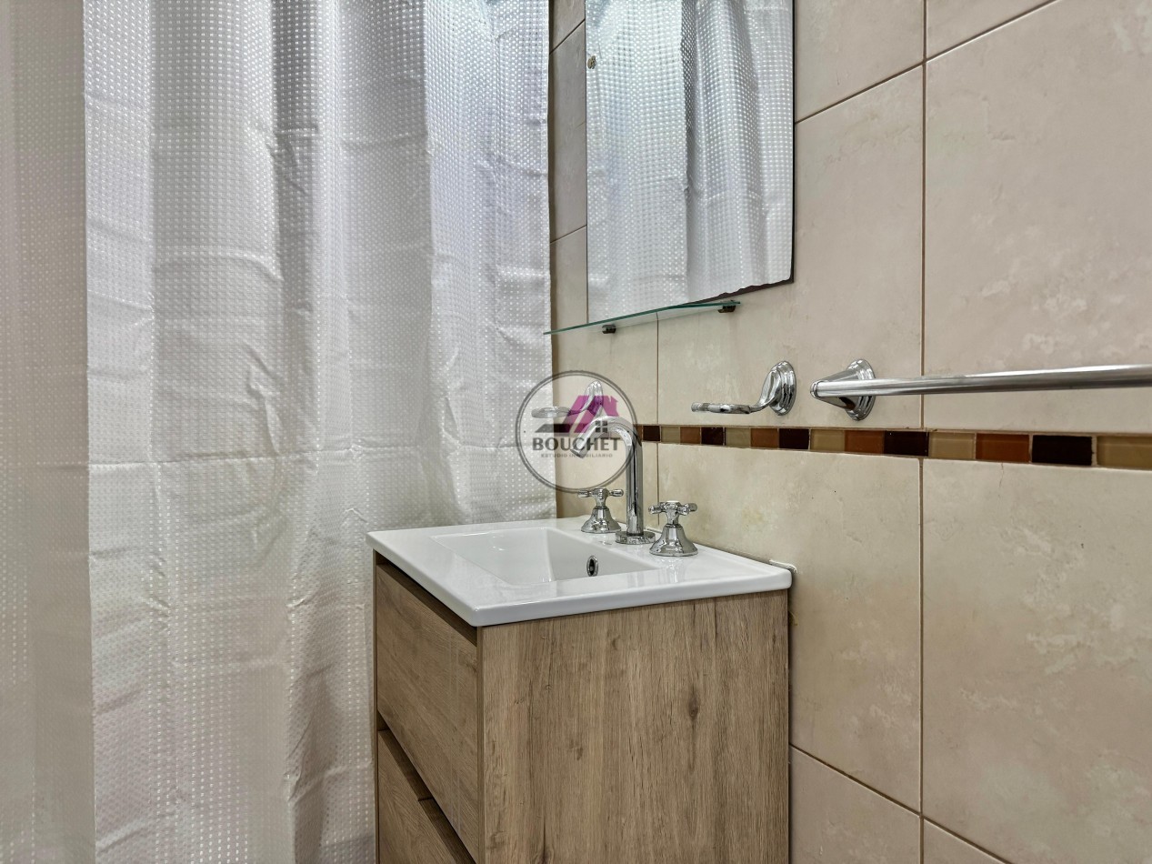 VENDO DEPARTAMENTO 2 AMBIENTES CON BALCON TERRAZA