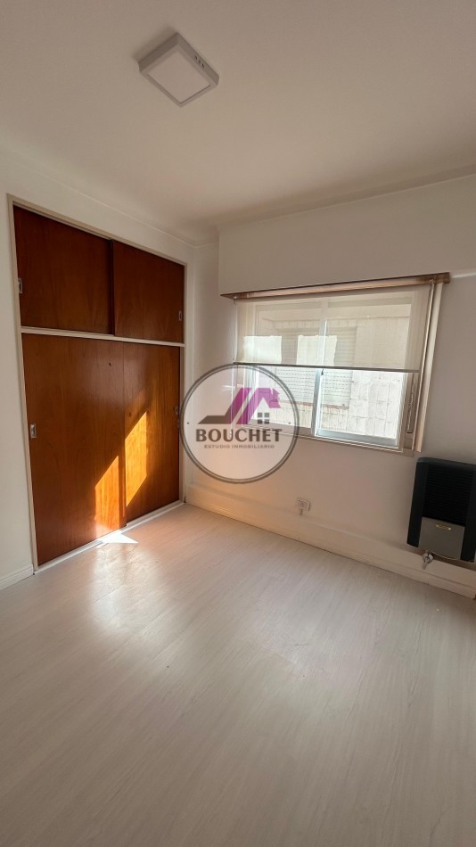 VENDO DEPARTAMENTO 3 AMBIENTES CON COCHERA PLAZA MITRE