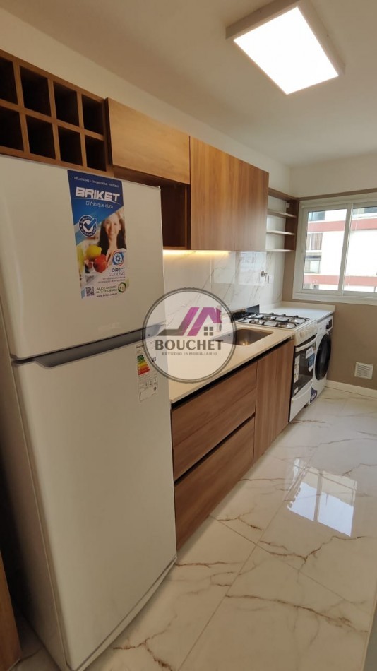 VENDO DEPARTAMENTO 3 AMBIENTES CON BALCON, BAULERA Y COCHERA