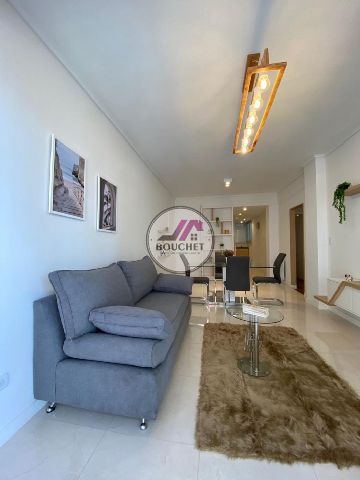 DEPARTAMENTO 3 AMBIENTES AL FRENTE CON BALCON EN VENTA| PLAZA COLON 