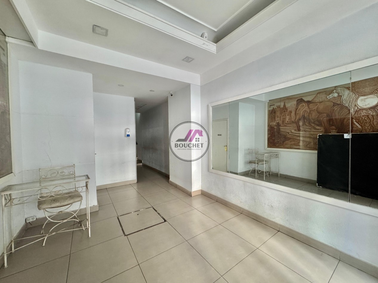 VENDO DEPARTAMENTO MONOAMBIENTE CON BALCON