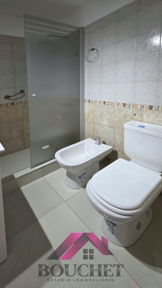 DEPARTAMENTO 2 AMBIENTES CON DEPENDENCIA Y BALCON | CENTRO 