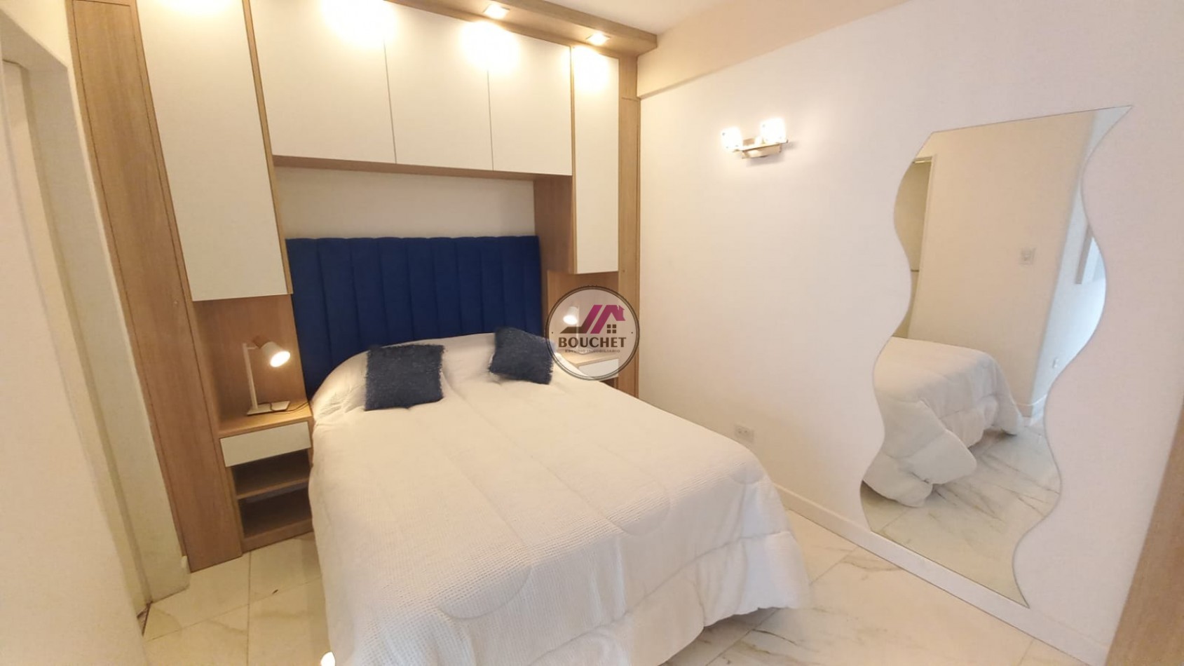 VENDO DEPARTAMENTO AMBIENTE Y MEDIO CON BALCON 