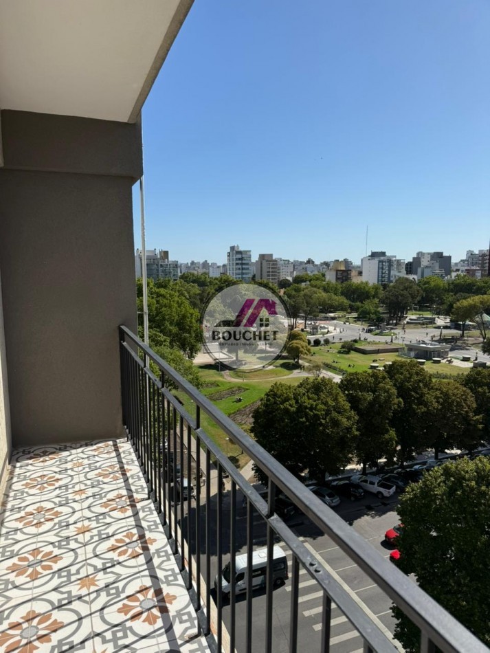 VENDO DEPARTAMENTO 2 AMBIENTES SOBRE COLON CON BALCON