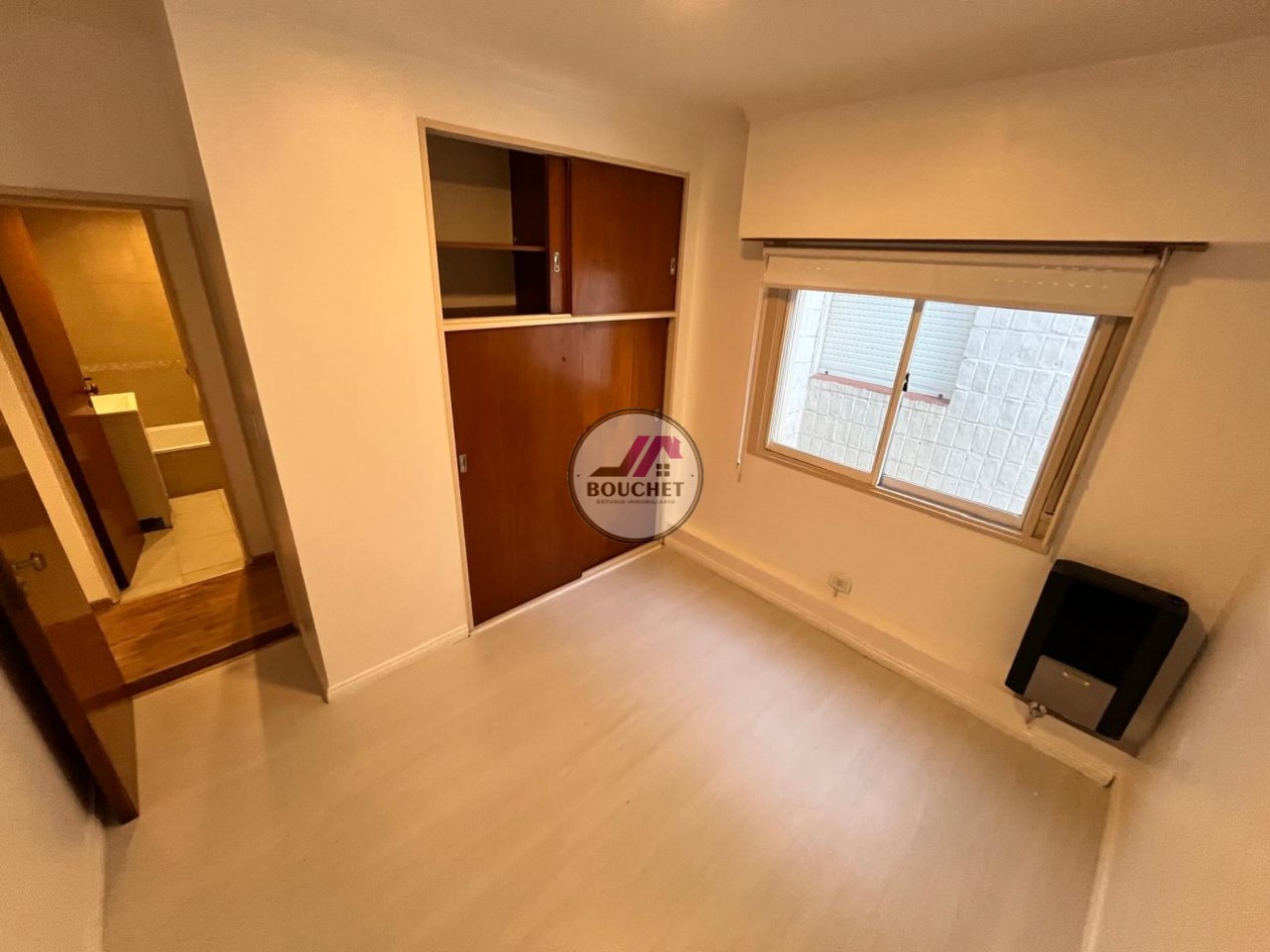 VENDO DEPARTAMENTO 3 AMBIENTES CON COCHERA PLAZA MITRE