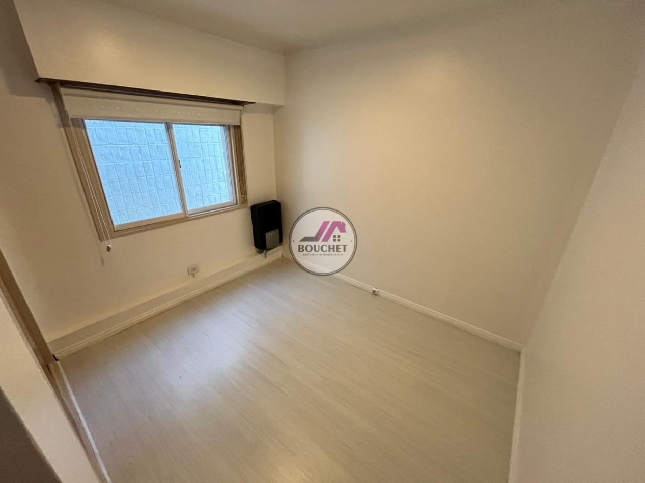 VENDO DEPARTAMENTO 3 AMBIENTES CON COCHERA PLAZA MITRE