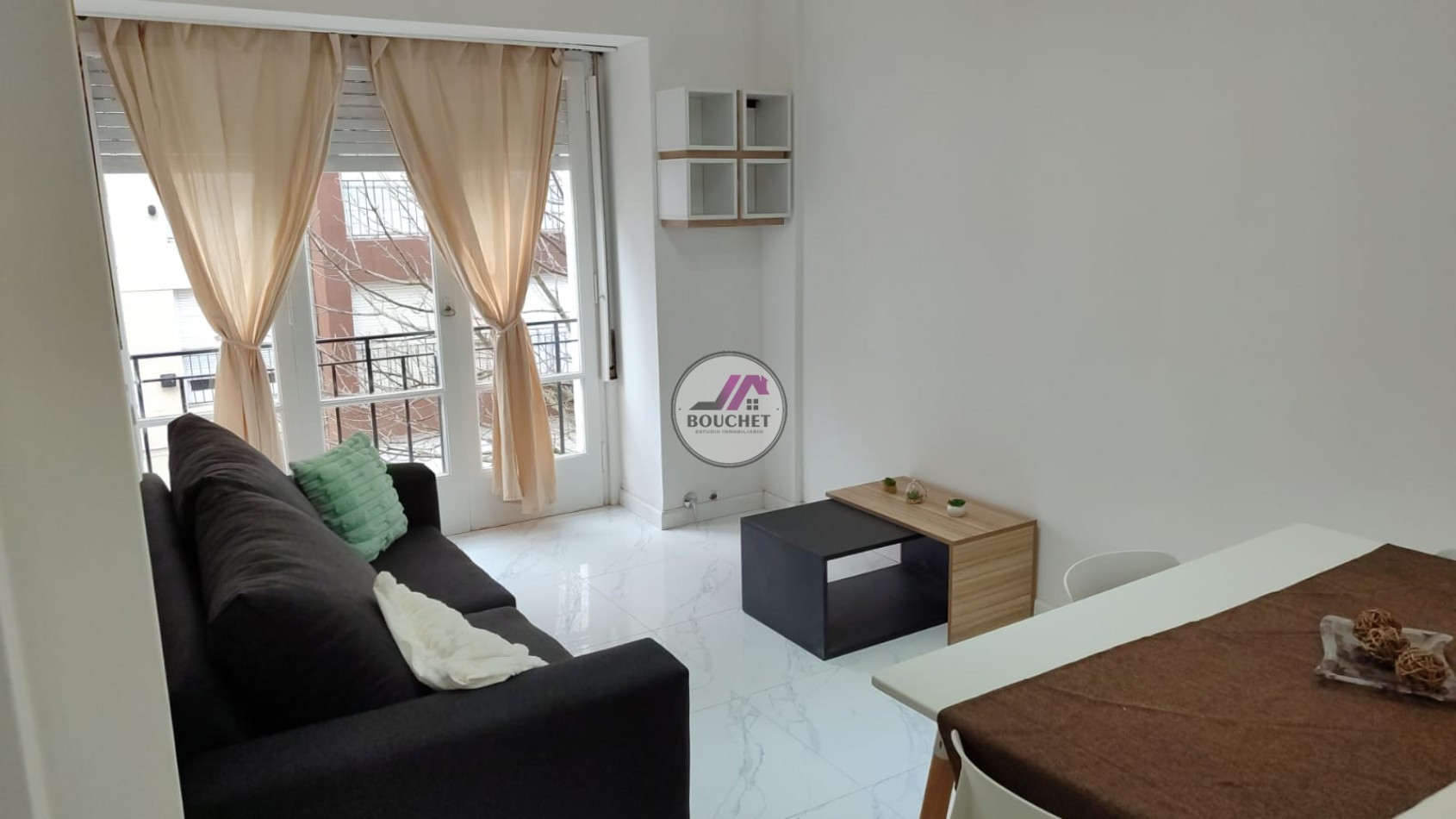 DEPARTAMENTO 2 AMBIENTES A LA CALLE EN VENTA | CENTRO
