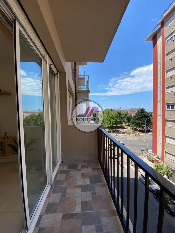DEPARTAMENTO 3 AMBIENTES AL FRENTE CON BALCON EN VENTA| PLAZA COLON 
