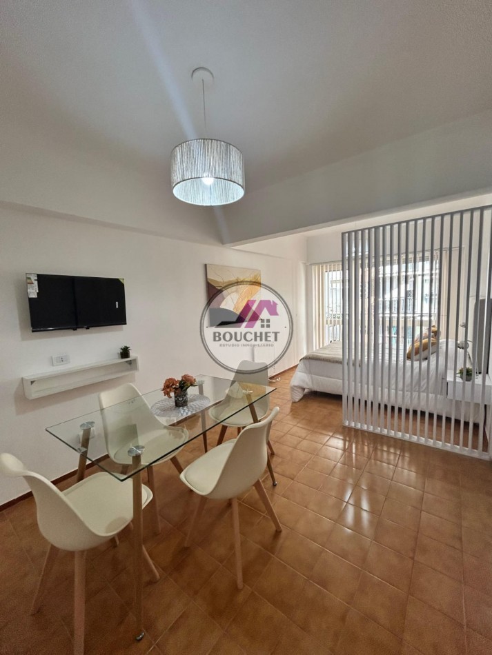 VENDO DEPARTAMENTO MONOAMBIENTE CON BALCON