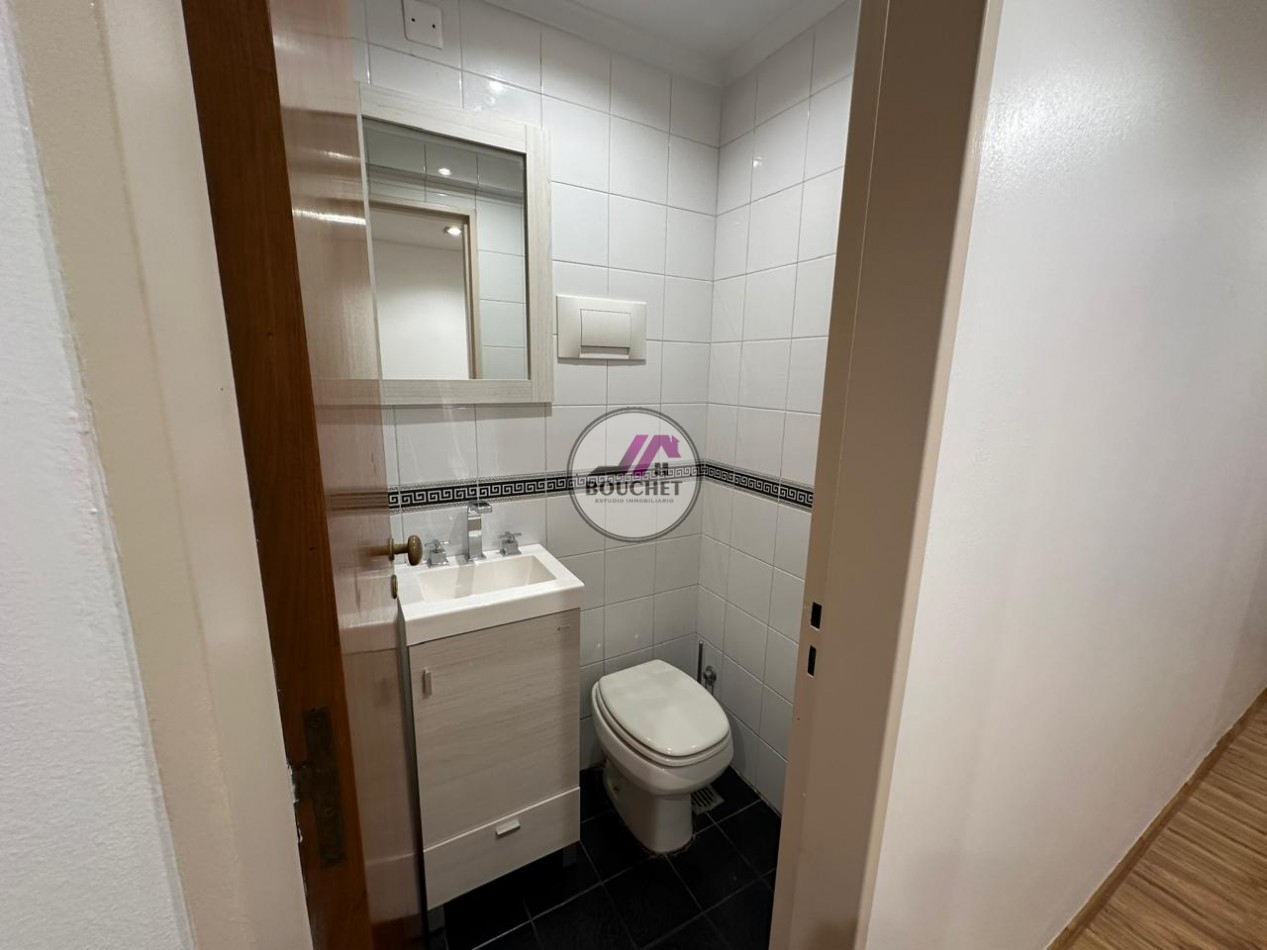 VENDO DEPARTAMENTO 3 AMBIENTES CON COCHERA PLAZA MITRE