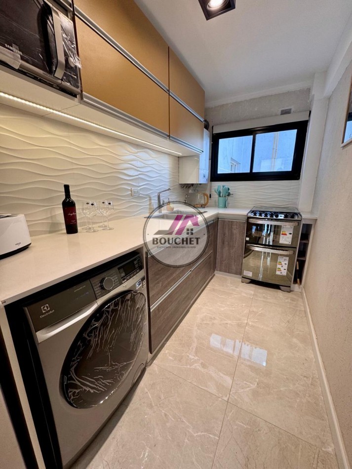 DEPARTAMENTO 3 AMBIENTES RECICLADO CON BALCON EN VENTA | PLAZA MITRE