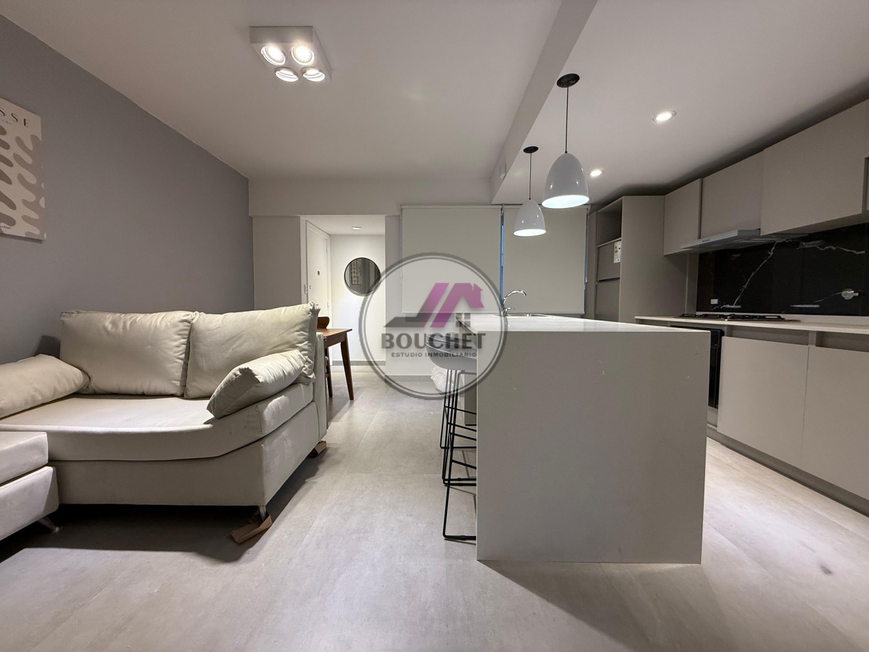 DEPARTAMENTO 3 AMBIENTES RECICLADO INVERTIDO CON BALCON EN VENTA | PLAZA COLON