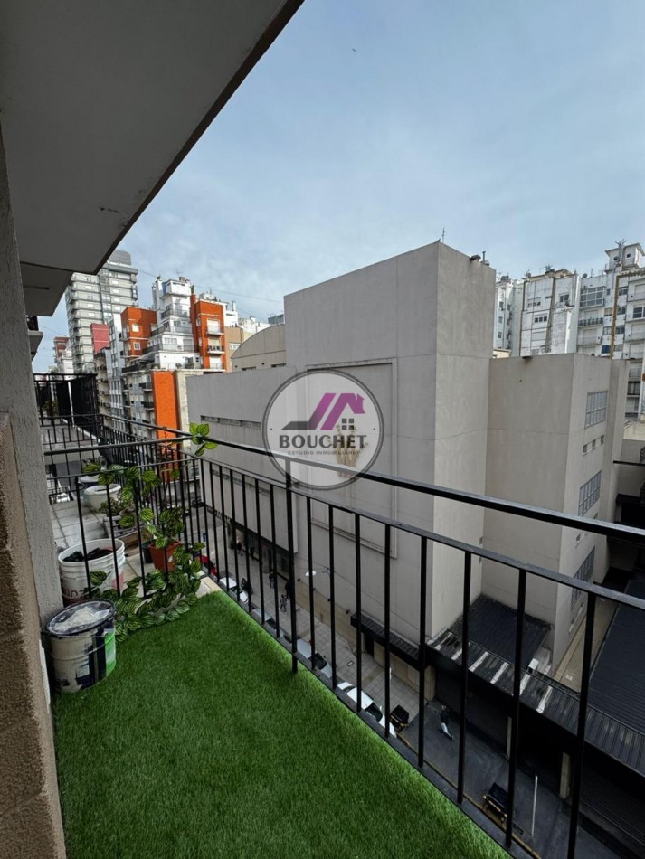 VENDO DEPARTAMENTO MONOAMBIENTE CON BALCON