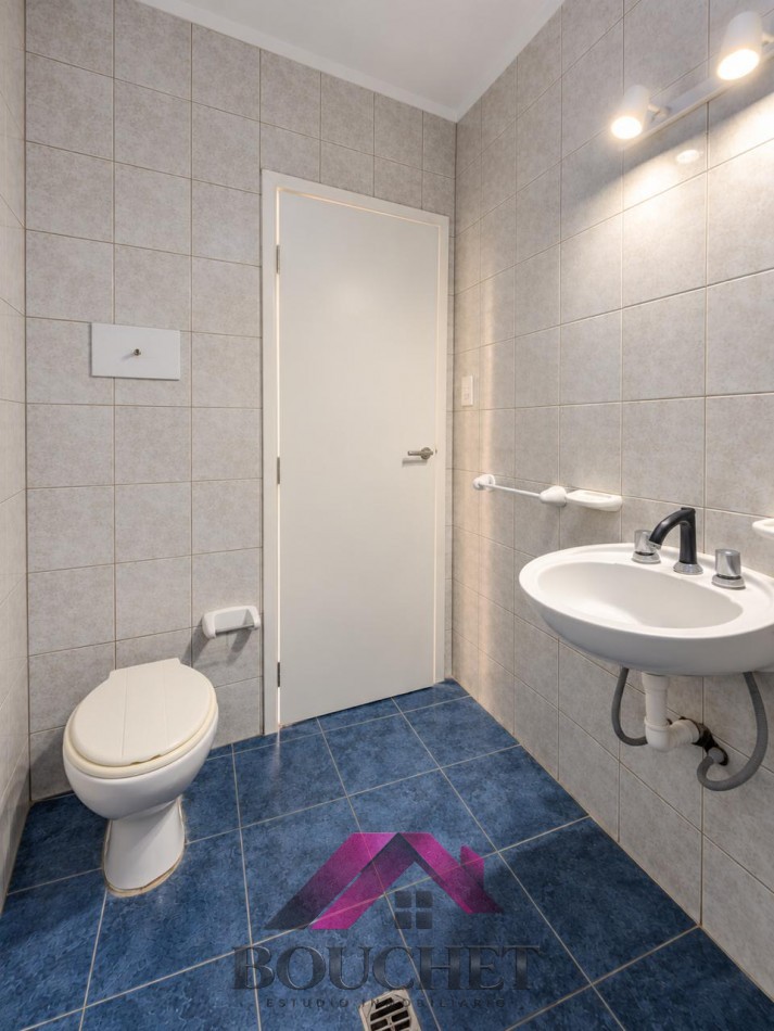 CASA 3 AMBIENTES CON PATIO Y GARAGE EN VENTA | LAS AVENIDAS