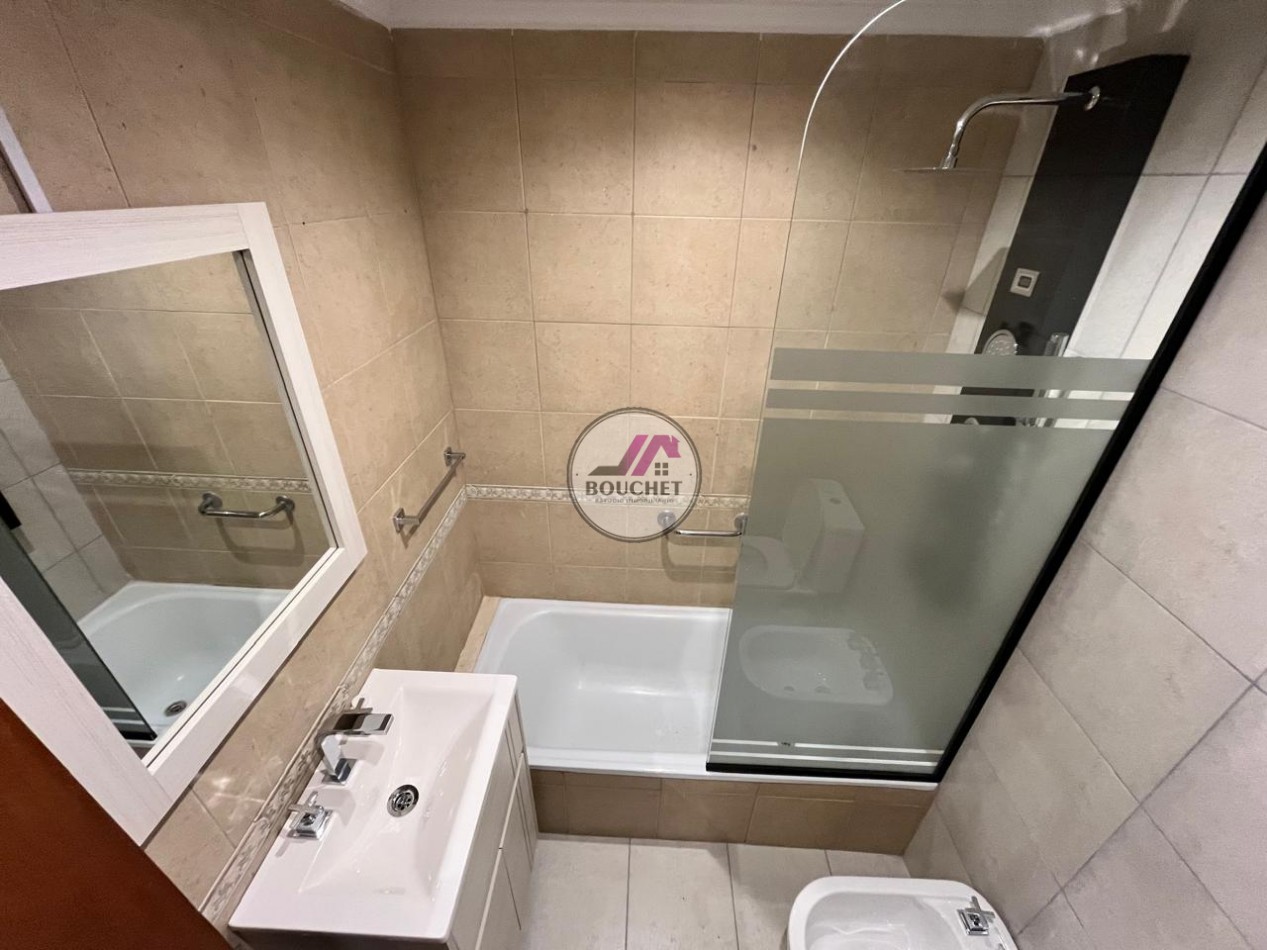 VENDO DEPARTAMENTO 3 AMBIENTES CON COCHERA PLAZA MITRE