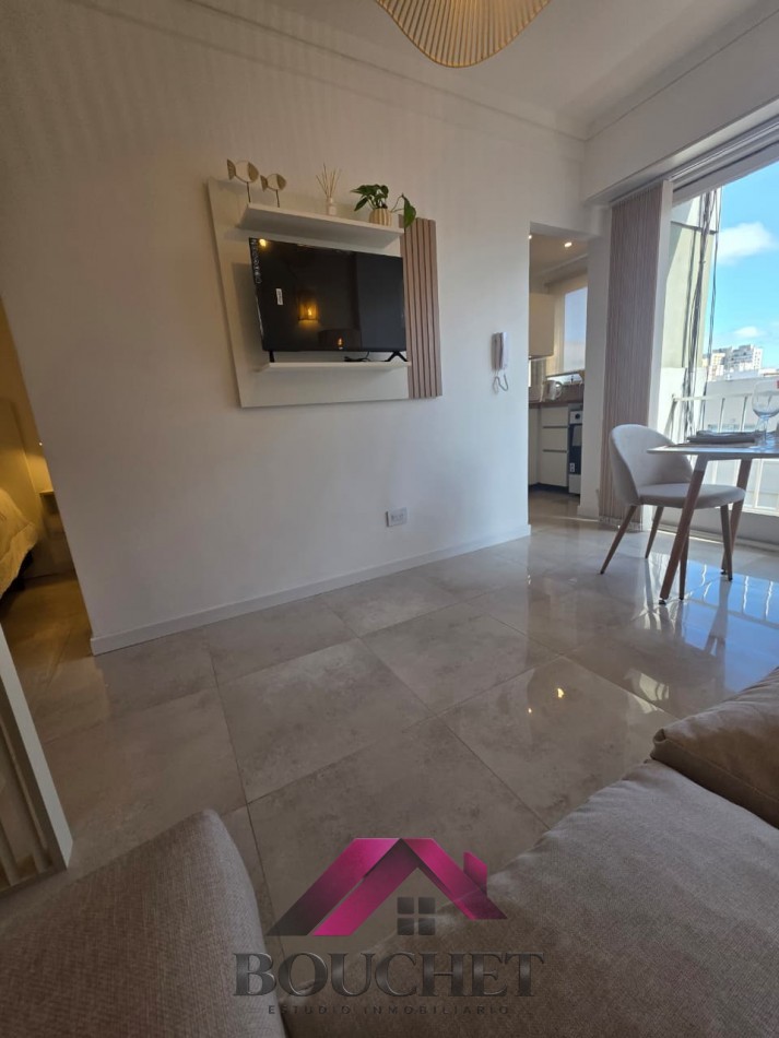 DEPARTAMENTO MONOAMBIENTE CON BALCON | PLAZA COLON 