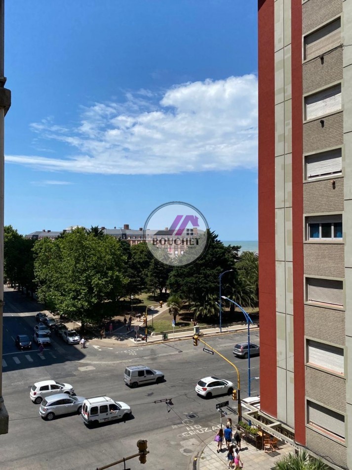 DEPARTAMENTO 3 AMBIENTES AL FRENTE CON BALCON EN VENTA| PLAZA COLON 