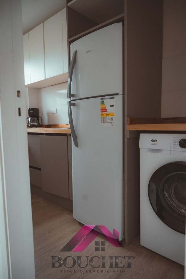 DEPARTAMENTO MONOAMBIENTE RECICLADO CON BALCON SALIENTE | ZONA ALDREY