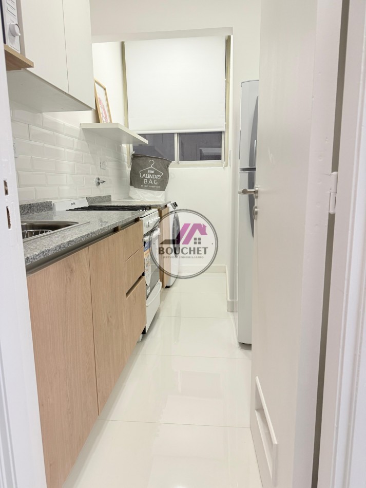DEPARTAMENTO 2 AMBIENTE CON BALCON EN VENTA | PEATONAL CENTRO