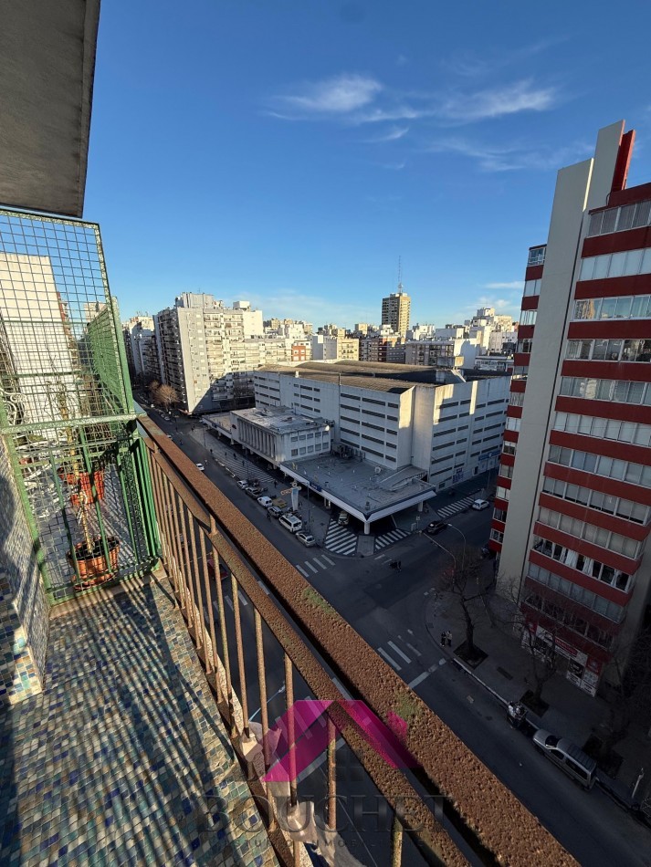 DEPARTAMENTO 1 AMBIENTE AL FRENTE CON BALCON EN VENTA | PLAZA MITRE