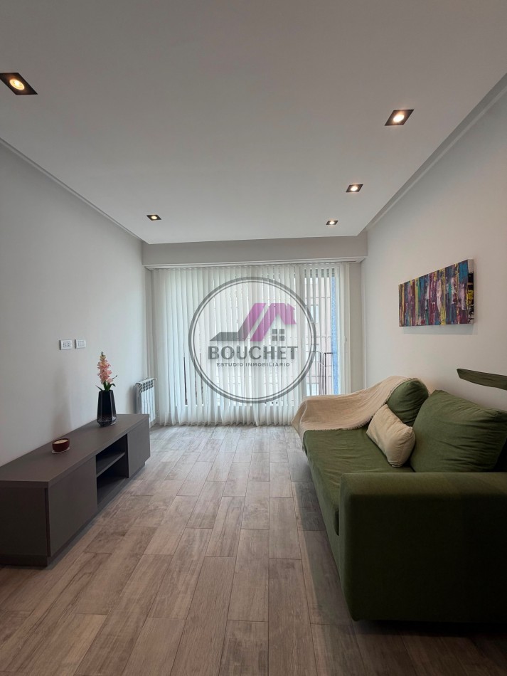 DEPARTAMENTO 2 AMBIENTES CON DEP Y BALCON EN VENTA | CENTRO
