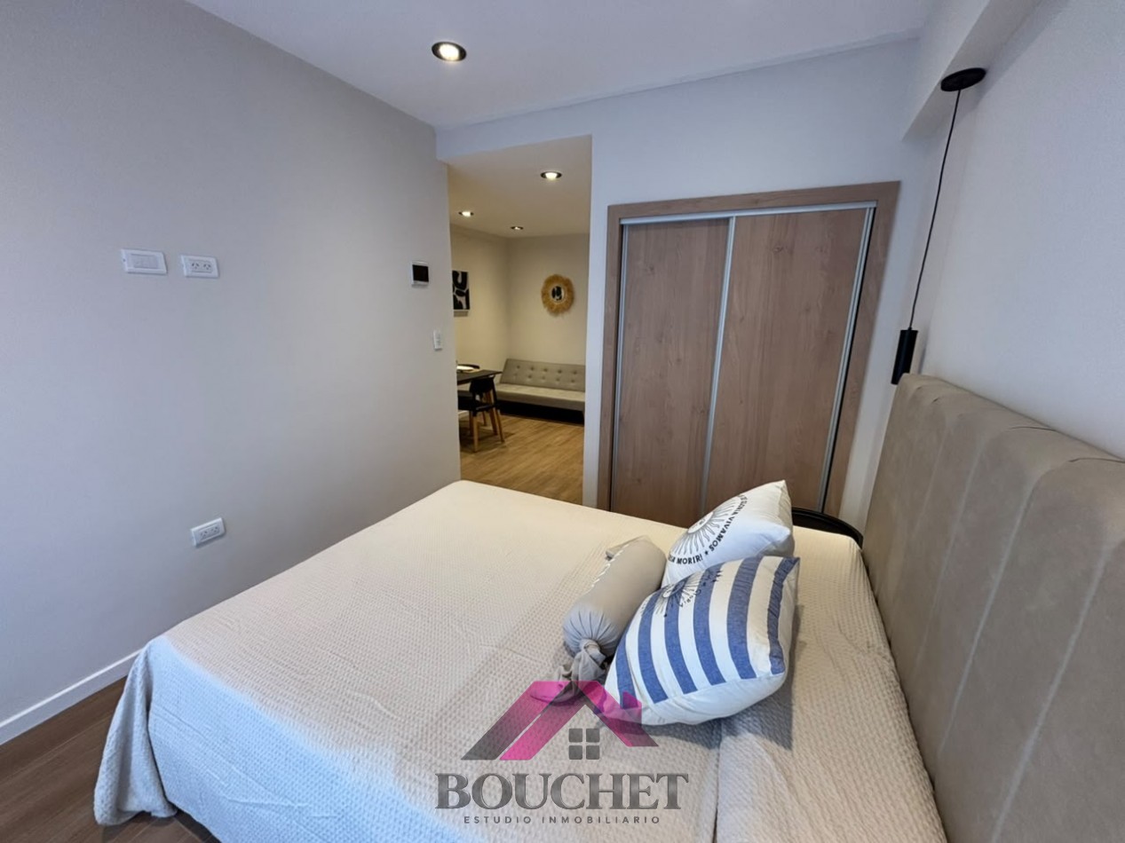 DEPARTAMENTO 1 AMBIENTE A LA CALLE EN VENTA | PLAZA COLON 
