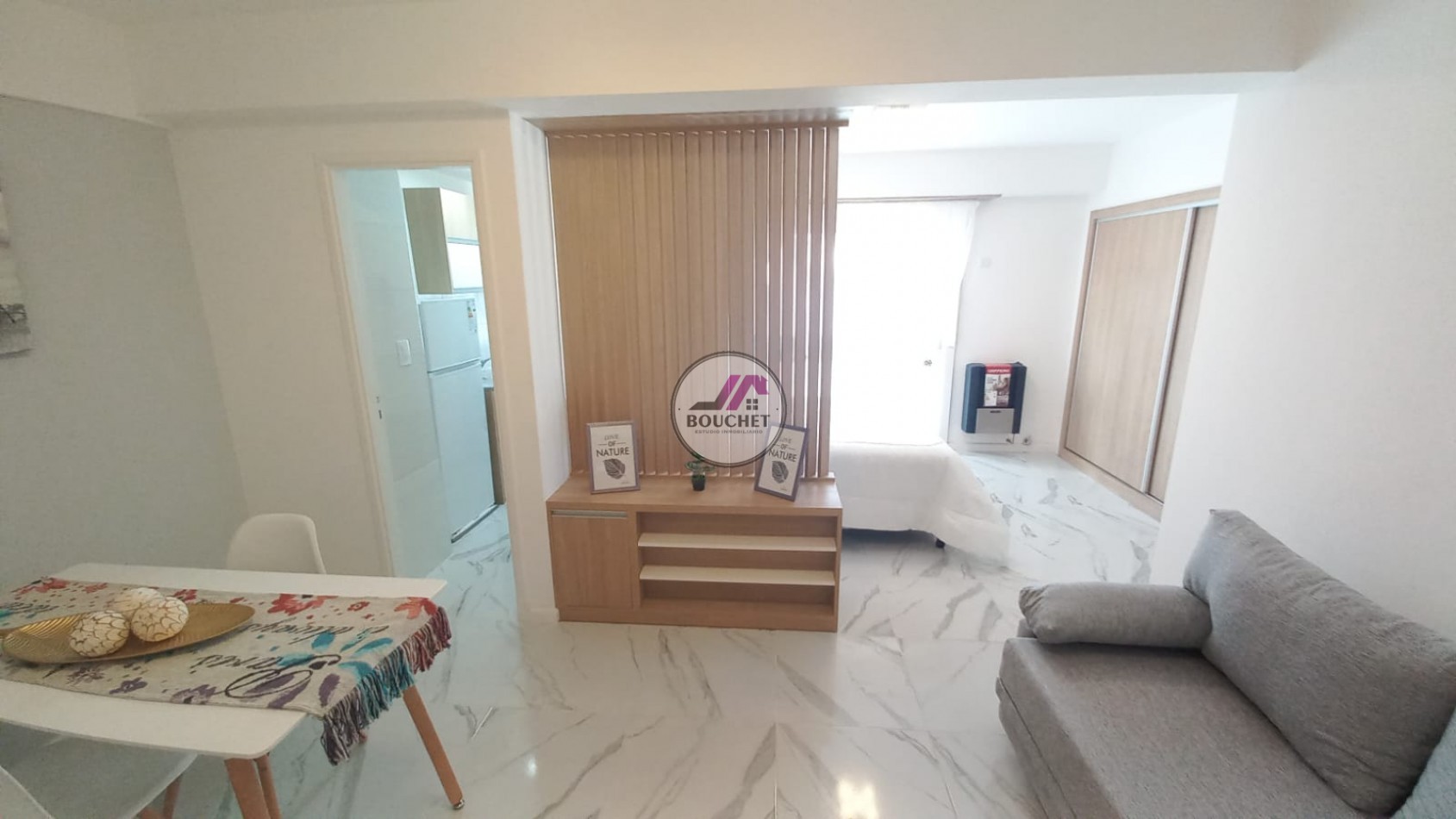 VENDO DEPARTAMENTO 1 AMBIENTE LATERAL LUMINOSO
