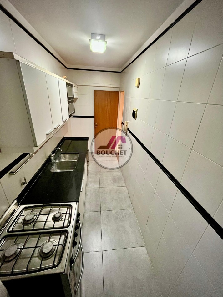 VENDO DEPARTAMENTO 3 AMBIENTES CON COCHERA PLAZA MITRE