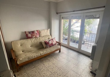 VENDO DEPARTAMENTO A LA CALLE CON BALCON
