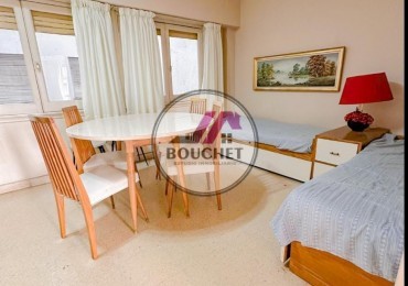 DEPARTAMENTO 2 AMBIENTES A LA CALLE CON BALCON EN VENTA | PLAZA COLON