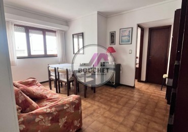 DEPARTAMENTO 2 AMBIENTES LATERAL EN VENTA | CENTRO