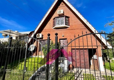 CASA ALPINA 4 AMBIENTES, GARAGE Y PARQUE EN VENTA | PUNTA MOGOTES