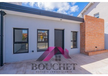 CASA 3 AMBIENTES CON PARQUE A ESTRENAR EN VENTA | SAN JOSE