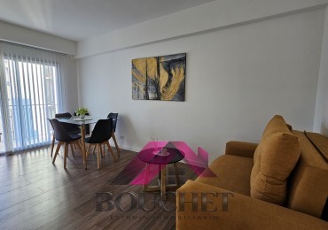 DEPARTAMENTO 2 AMBIENTES CON BALCON EN VENTA | CENTRO